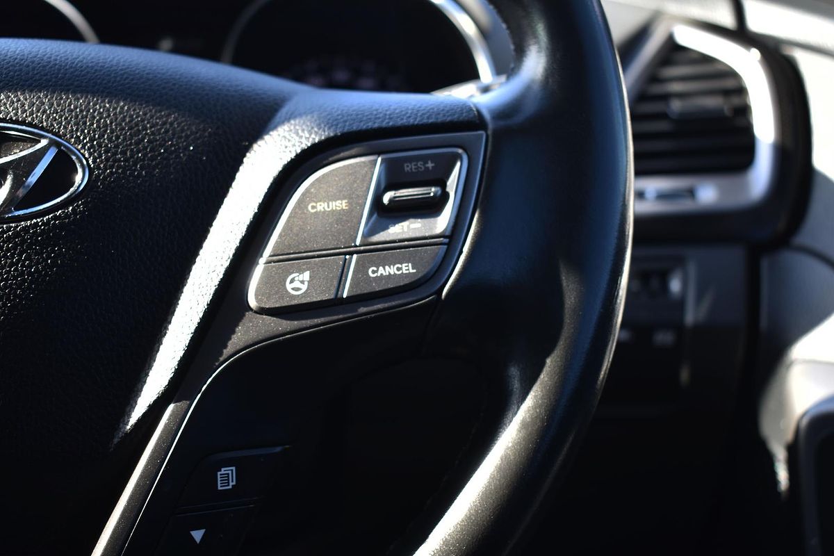2015 Hyundai Santa Fe Highlander DM2