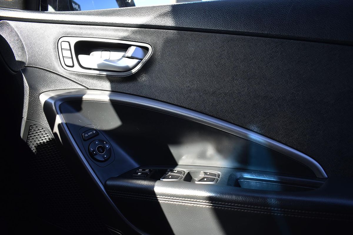 2015 Hyundai Santa Fe Highlander DM2
