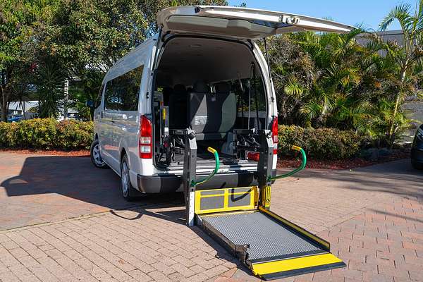 2017 Toyota Hiace Commuter KDH223R