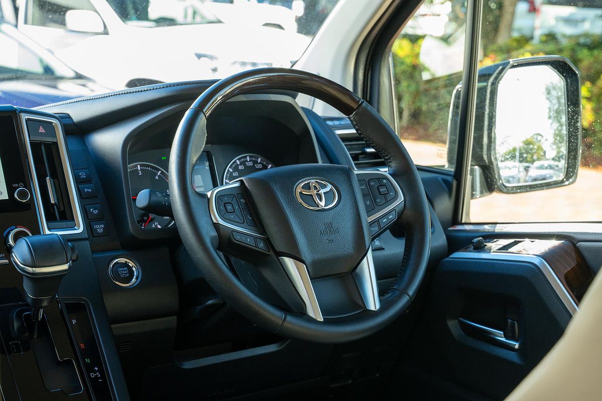2024 Toyota Granvia VX GDH303R