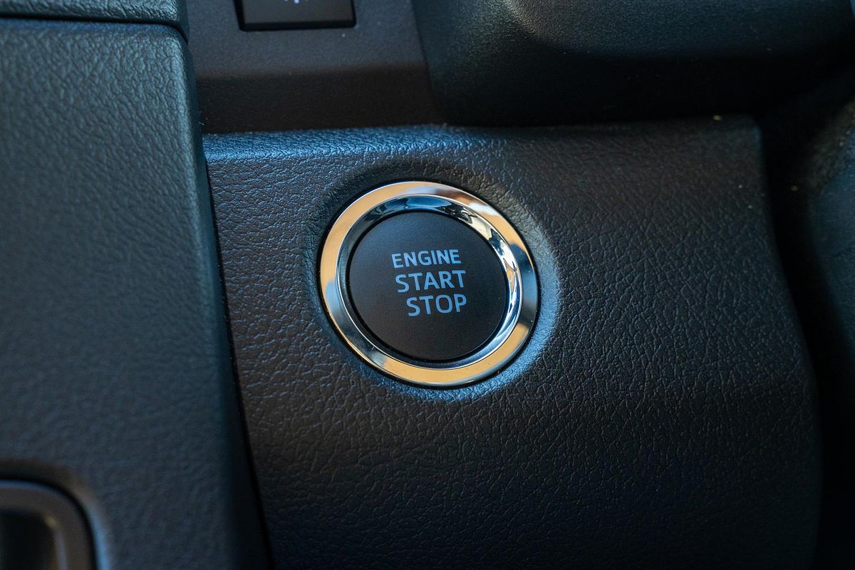 2024 Toyota Granvia VX GDH303R