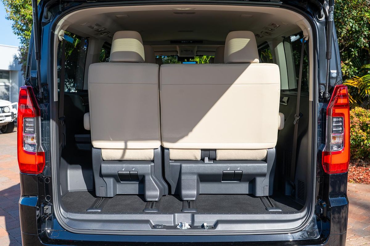 2024 Toyota Granvia VX GDH303R