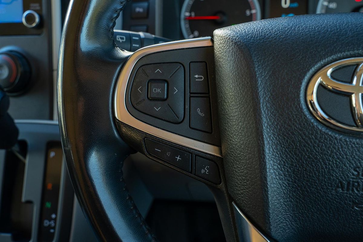 2022 Toyota Hiace GDH300R LWB
