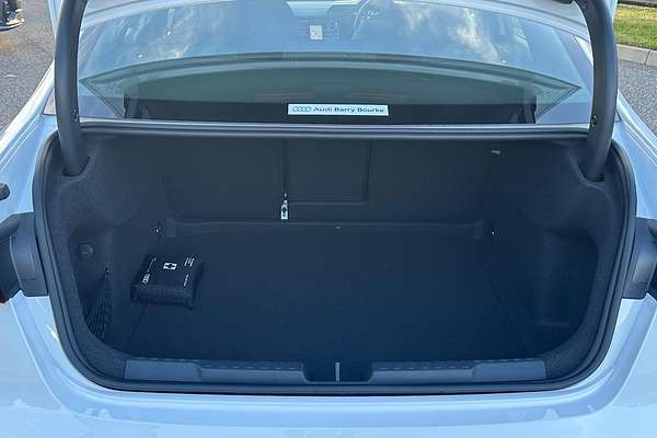 2025 Audi A3 35 TFSI S line GY