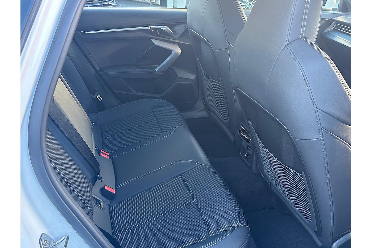 2025 Audi A3 35 TFSI S line GY