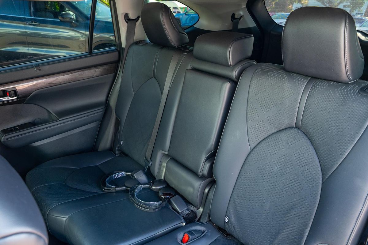2022 Toyota Kluger Grande GSU70R