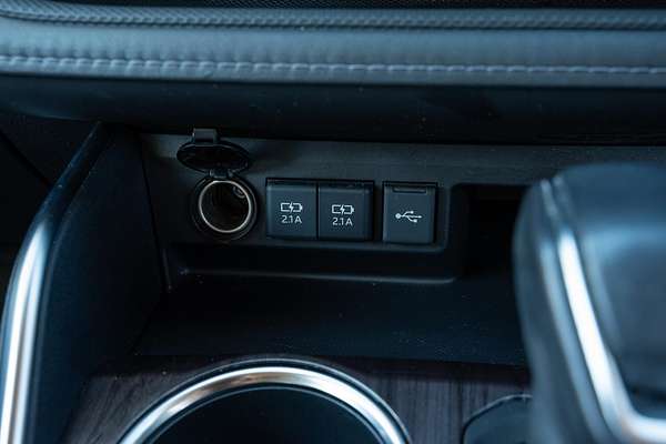 2022 Toyota Kluger Grande GSU70R