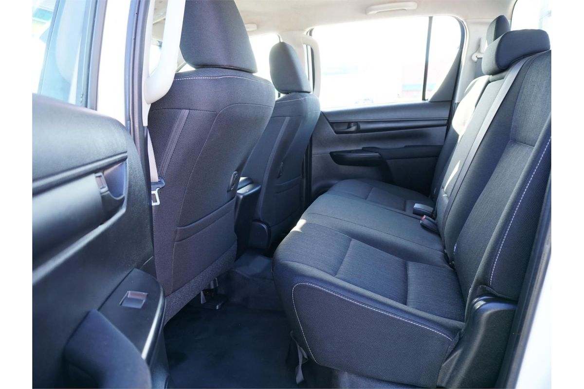 2020 Toyota Hilux SR GUN126R 4X4