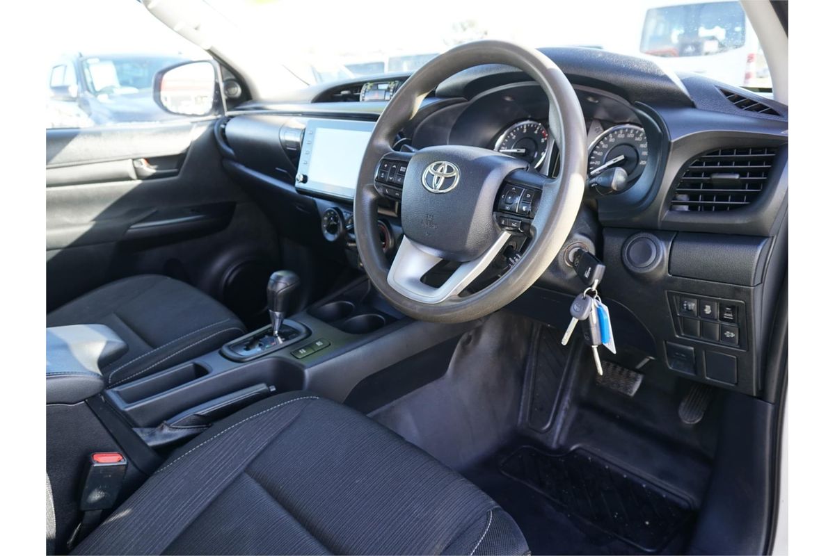 2020 Toyota Hilux SR GUN126R 4X4