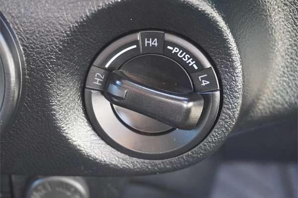 2020 Toyota Hilux SR GUN126R 4X4