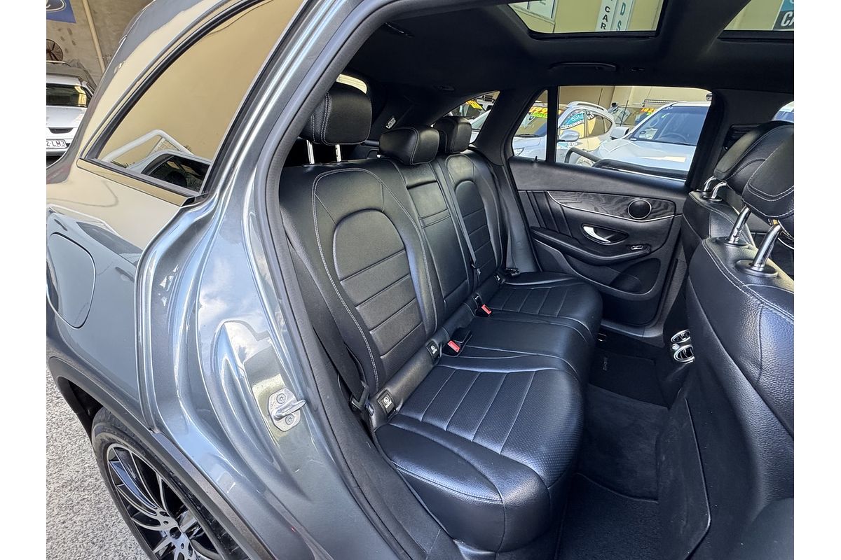 2018 Mercedes-Benz GLC220D 4MATIC
