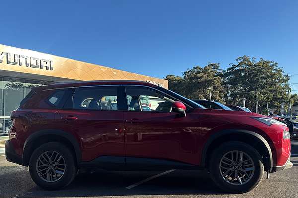 2024 Nissan X-TRAIL ST T33