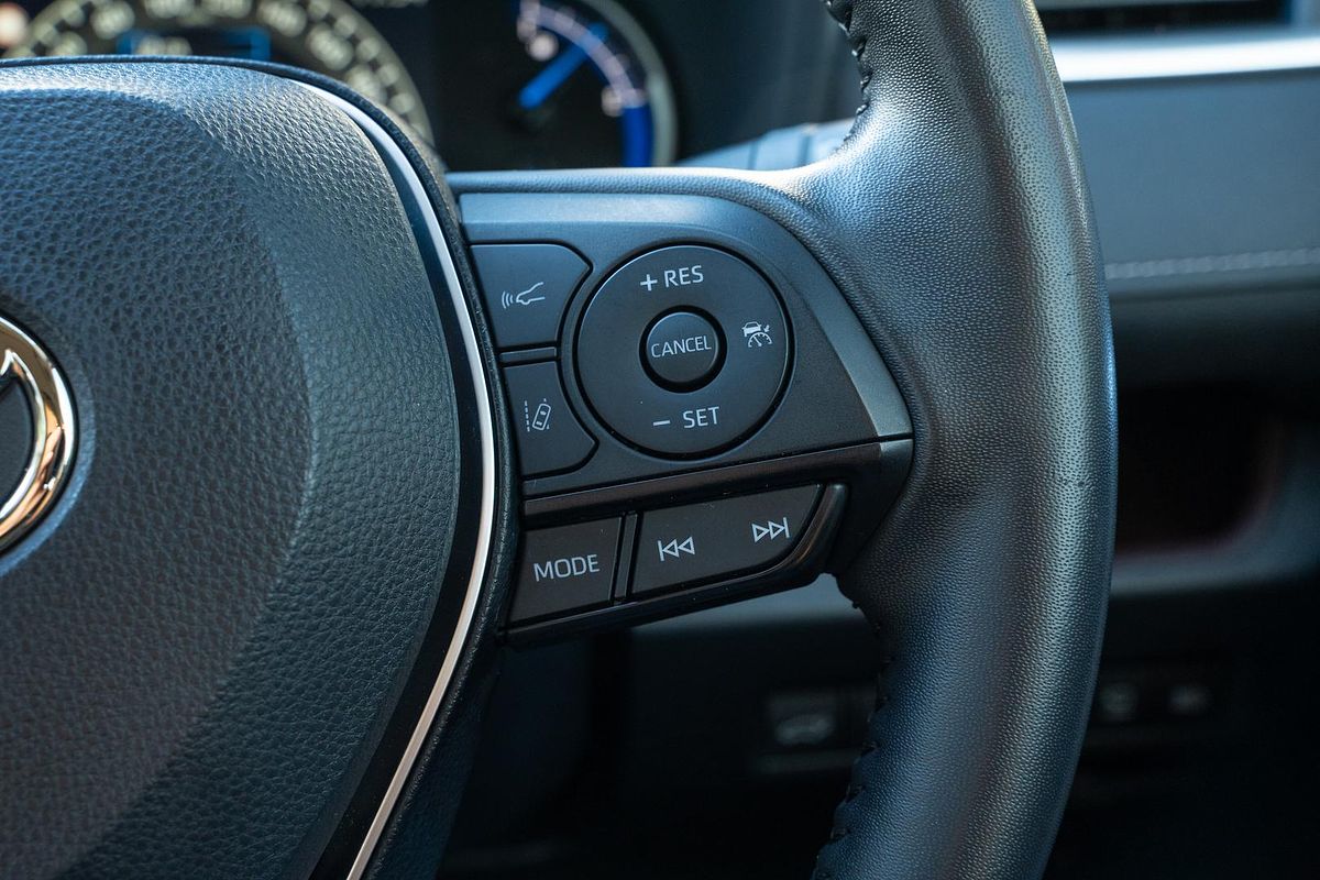 2022 Toyota RAV4 Cruiser AXAH54R