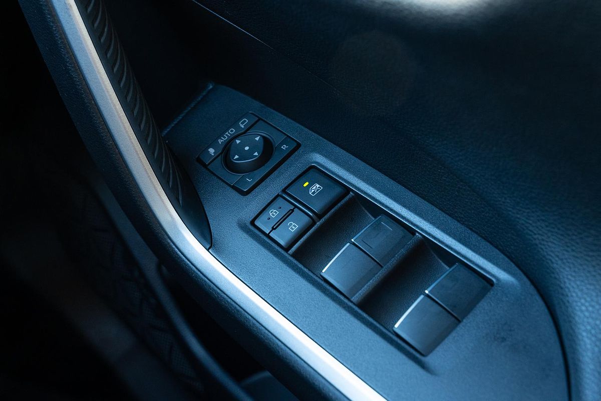 2022 Toyota RAV4 Cruiser AXAH54R