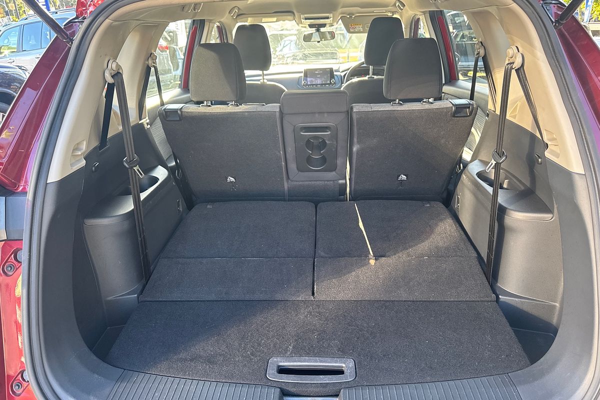 2024 Nissan X-TRAIL ST T33