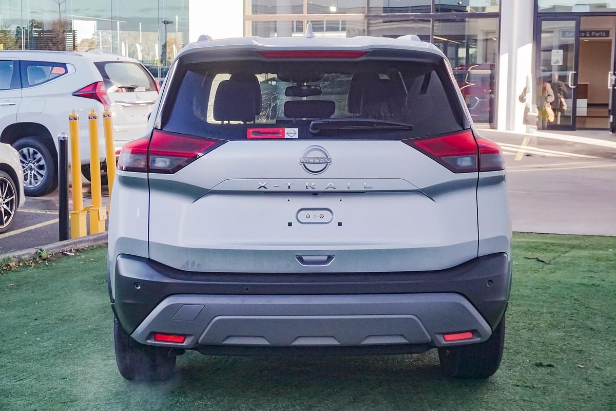 2024 Nissan X-TRAIL ST-L T33