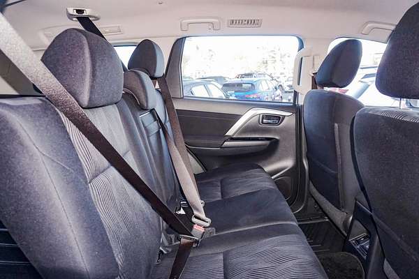 2022 Mitsubishi Pajero Sport GLX QF