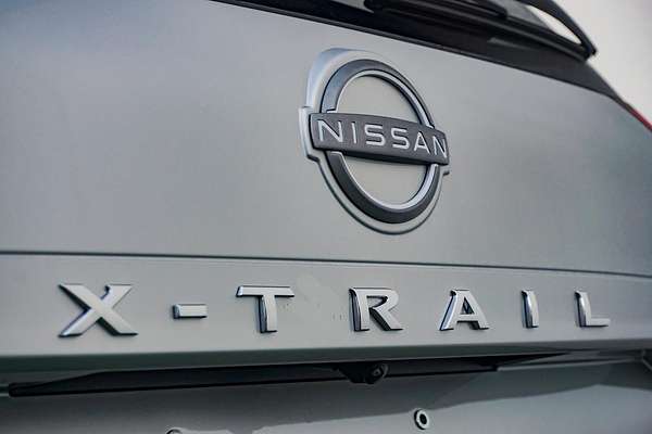 2024 Nissan X-TRAIL ST-L T33