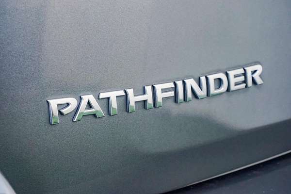 2018 Nissan Pathfinder ST R52 Series II