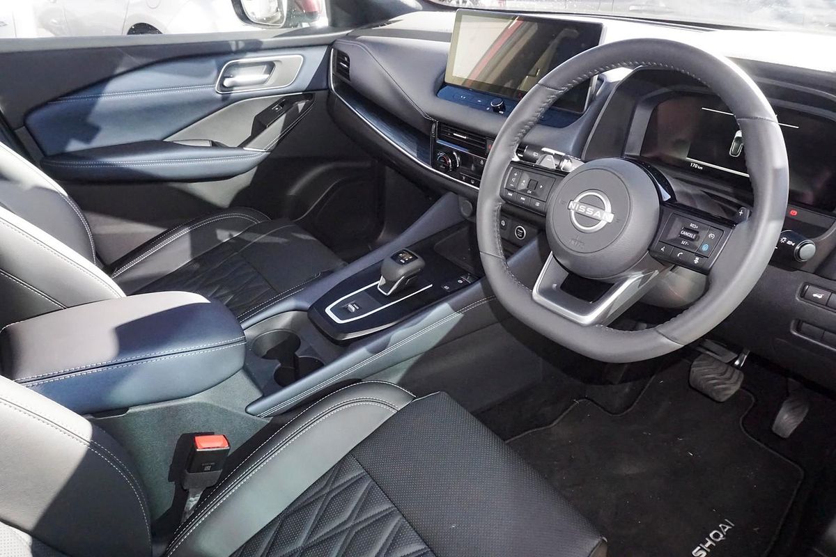 2023 Nissan QASHQAI Ti J12