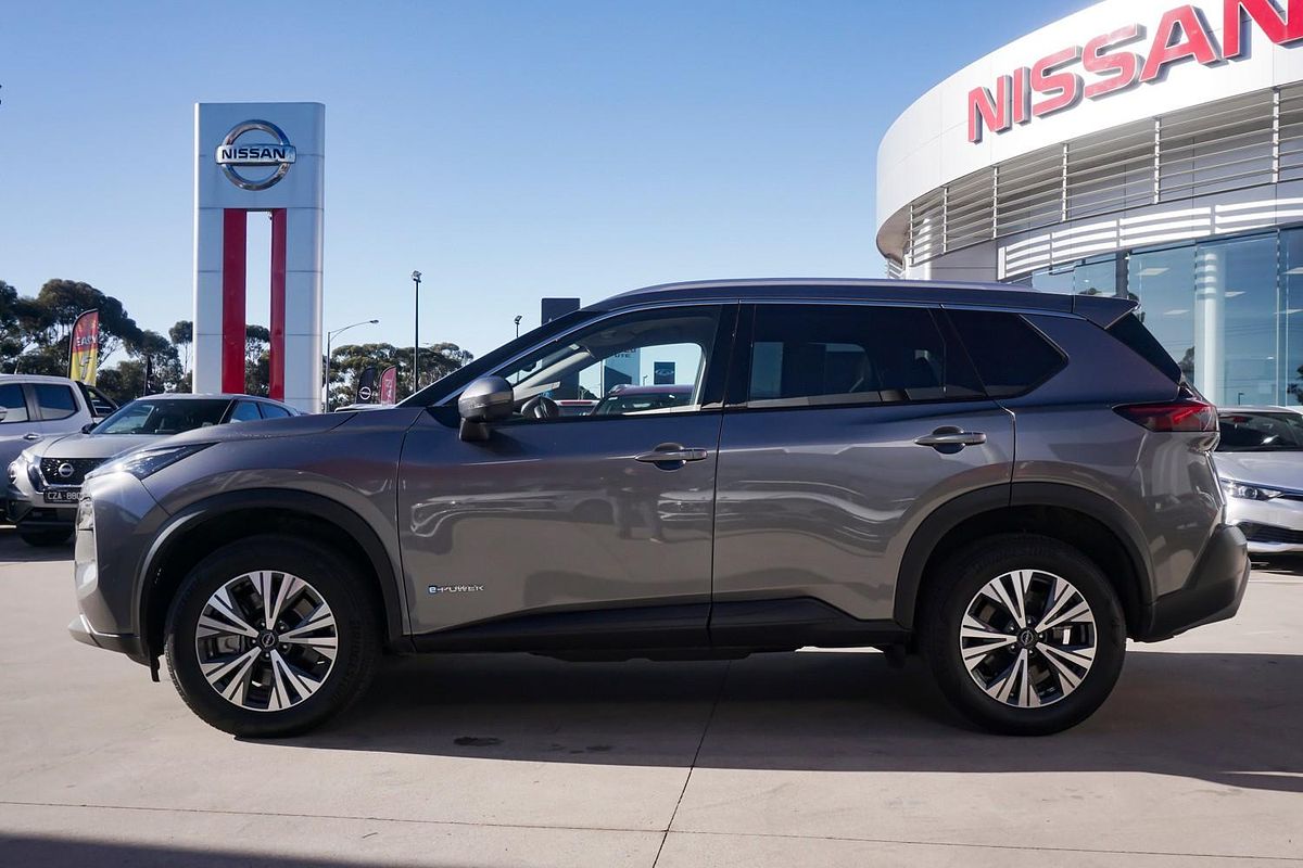 2023 Nissan X-TRAIL ST-L e-POWER T33