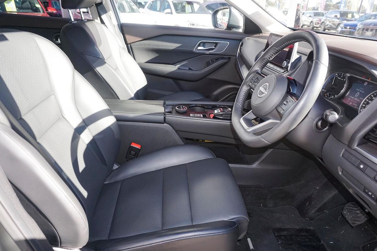 2023 Nissan X-TRAIL ST-L e-POWER T33