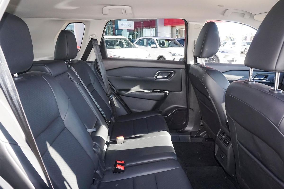 2023 Nissan X-TRAIL ST-L e-POWER T33