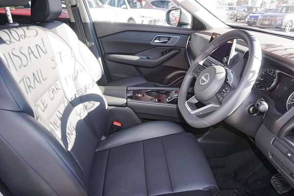 2023 Nissan X-TRAIL ST-L T33