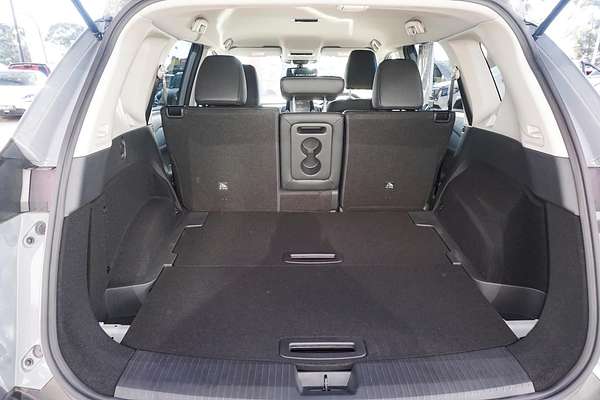 2023 Nissan X-TRAIL ST-L T33