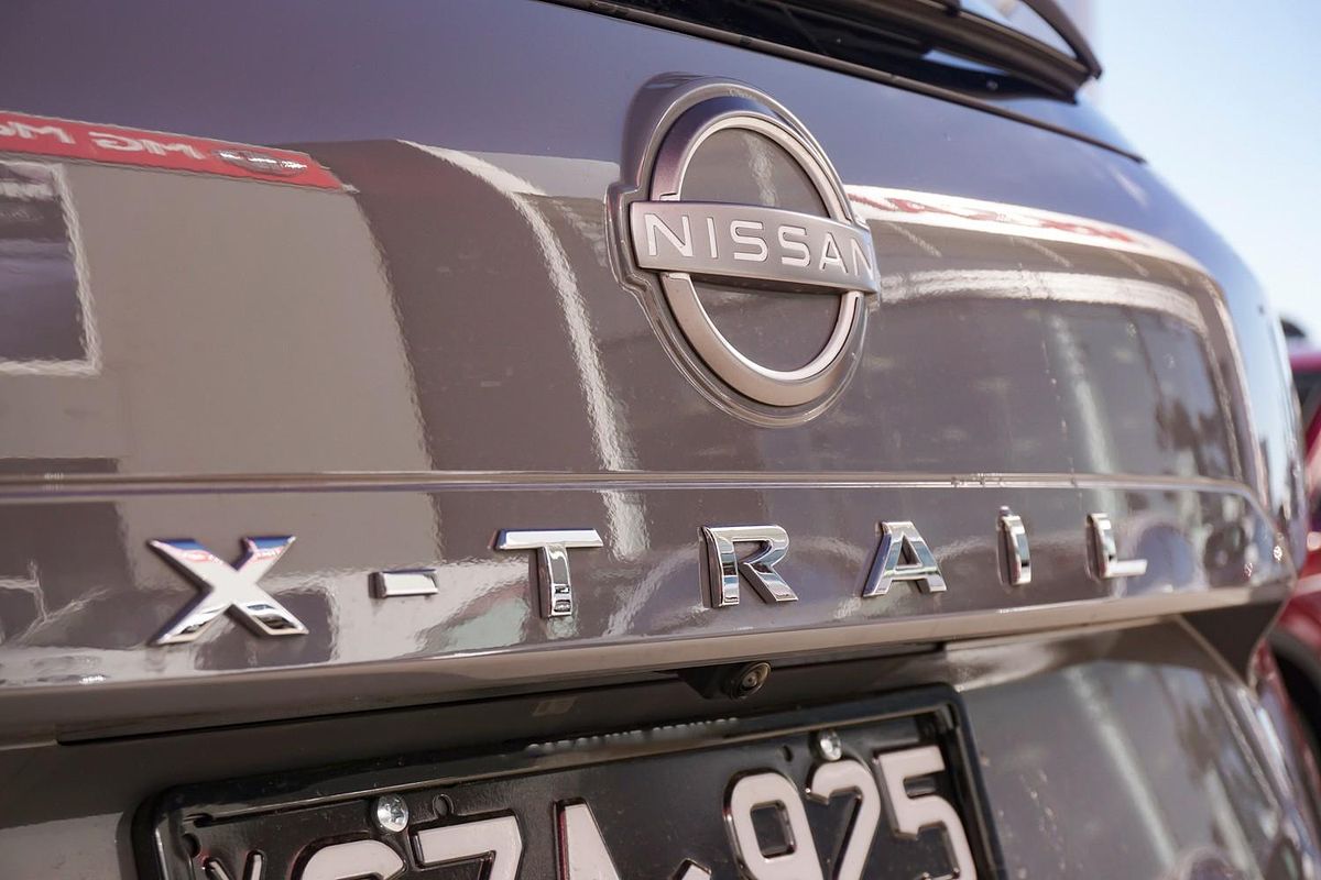 2023 Nissan X-TRAIL ST-L T33