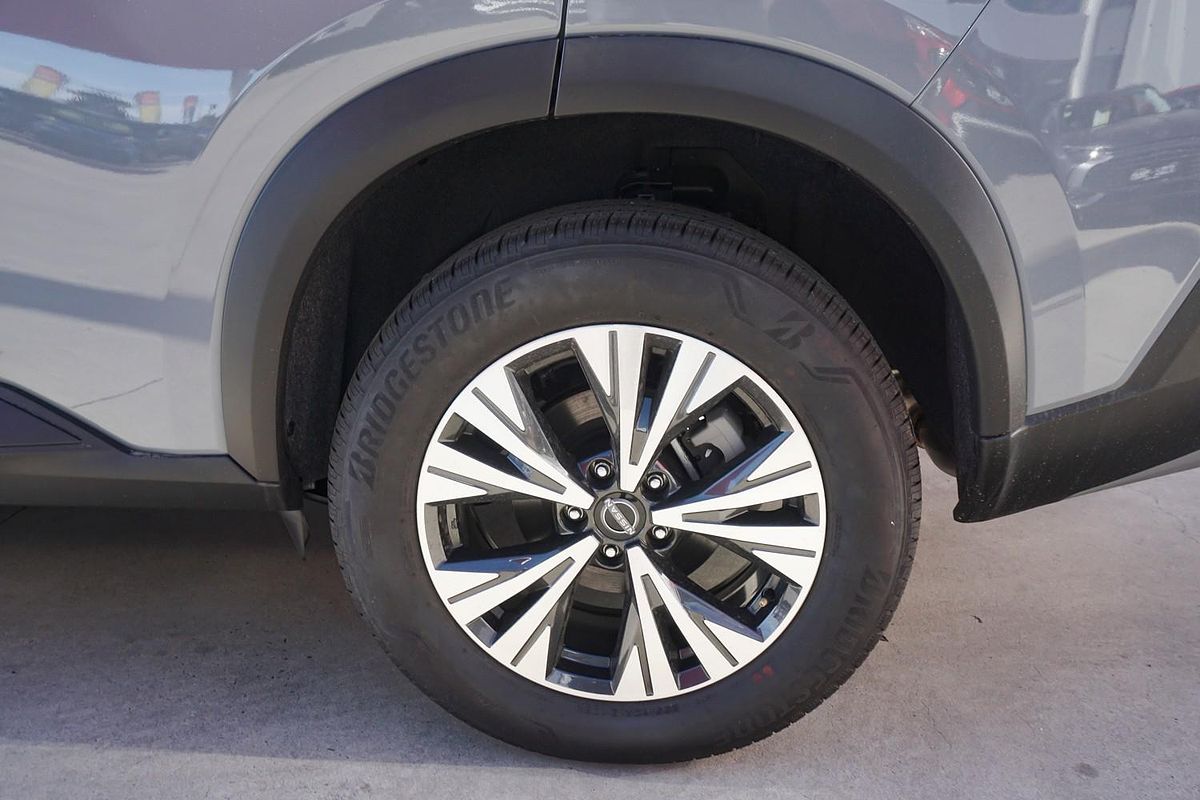 2023 Nissan X-TRAIL ST-L T33