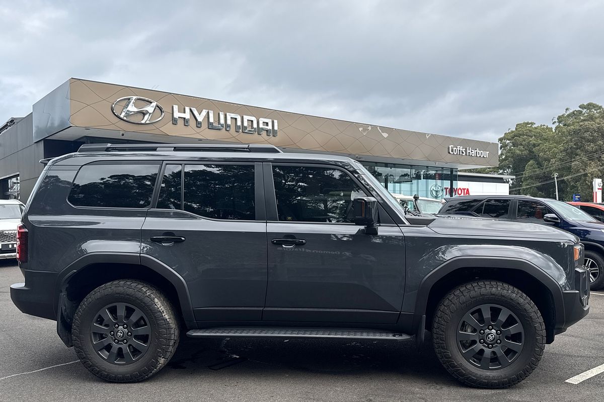 2024 Toyota Landcruiser Prado Altitude GDJ251R