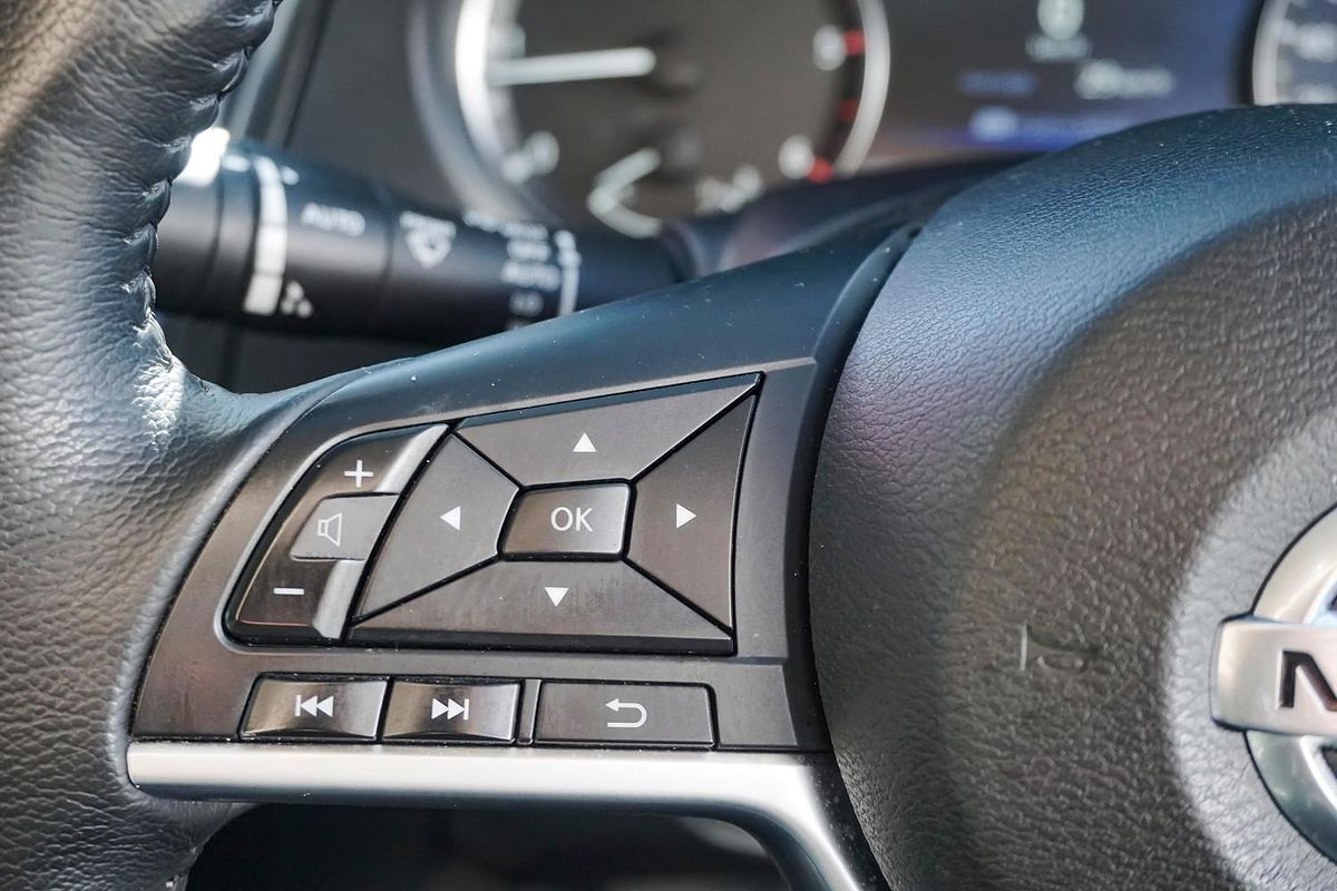 2021 Nissan Navara ST D23 4X4