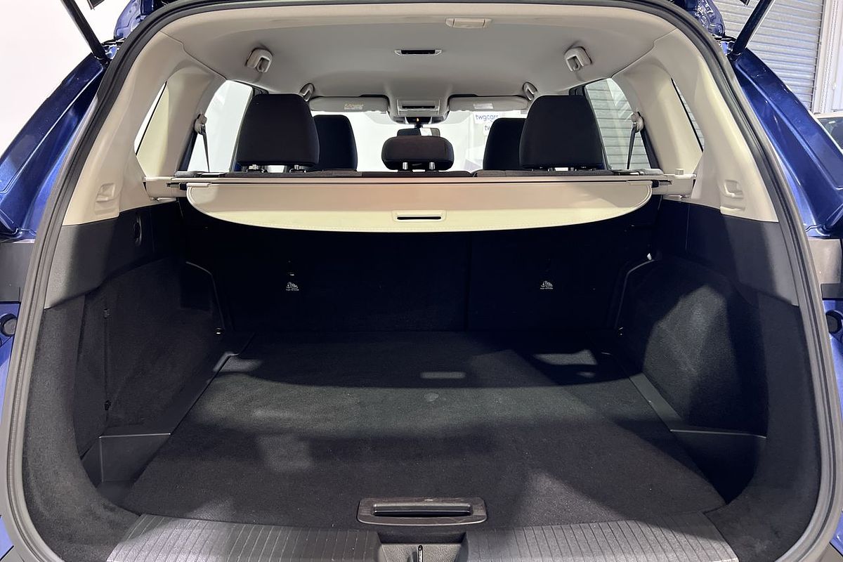 2023 Nissan X-TRAIL ST T33