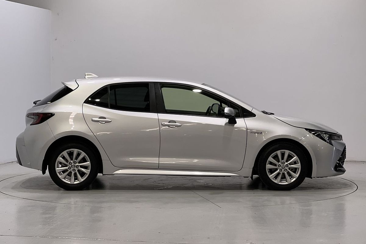 2023 Toyota Corolla SX Hybrid ZWE219R