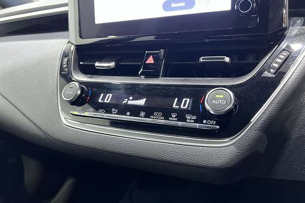 2023 Toyota Corolla SX Hybrid ZWE219R