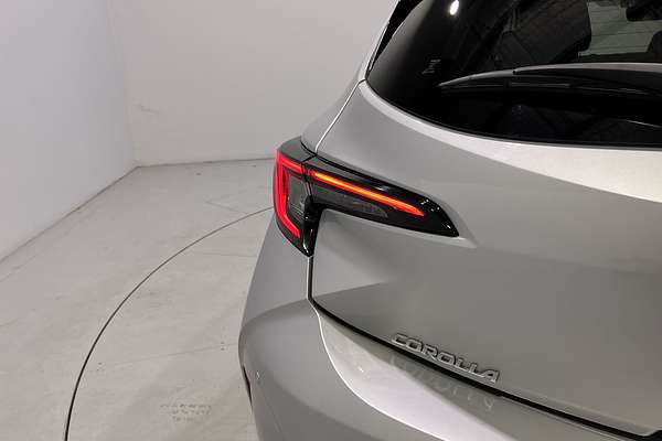 2023 Toyota Corolla SX Hybrid ZWE219R