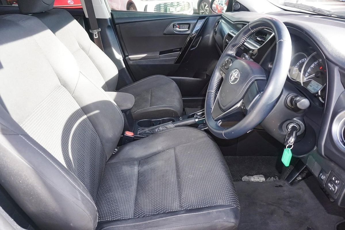 2017 Toyota Corolla Ascent Sport ZRE182R