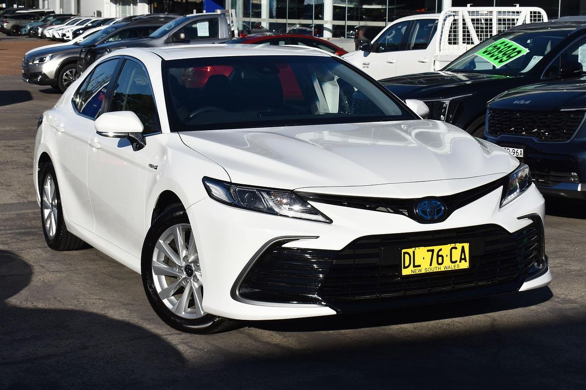 2024 Toyota Camry Ascent AXVH70R
