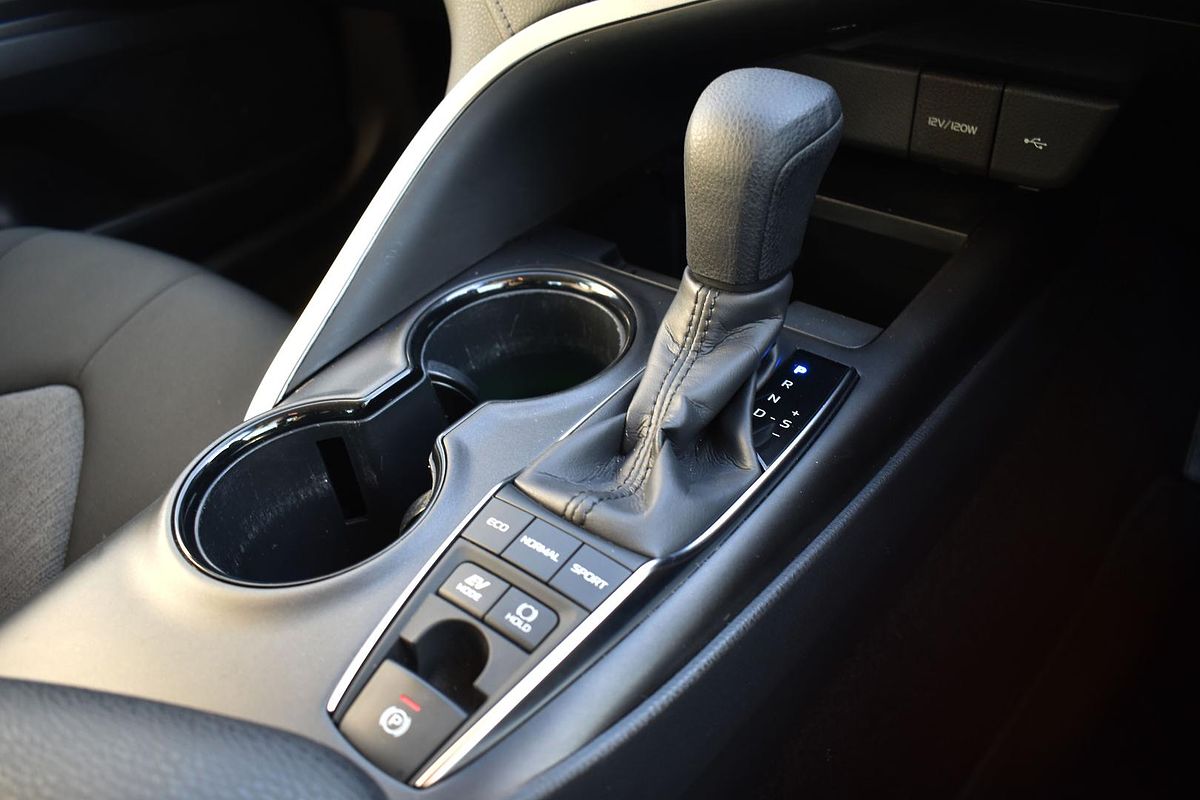 2024 Toyota Camry Ascent AXVH70R