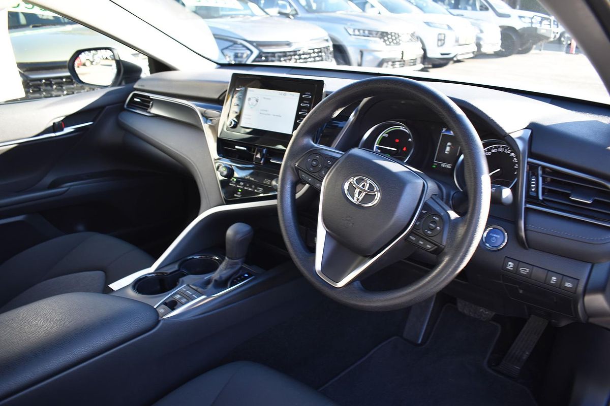 2024 Toyota Camry Ascent AXVH70R