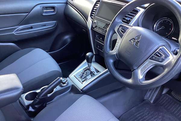 2020 Mitsubishi Triton GLX ADAS MR 4X4