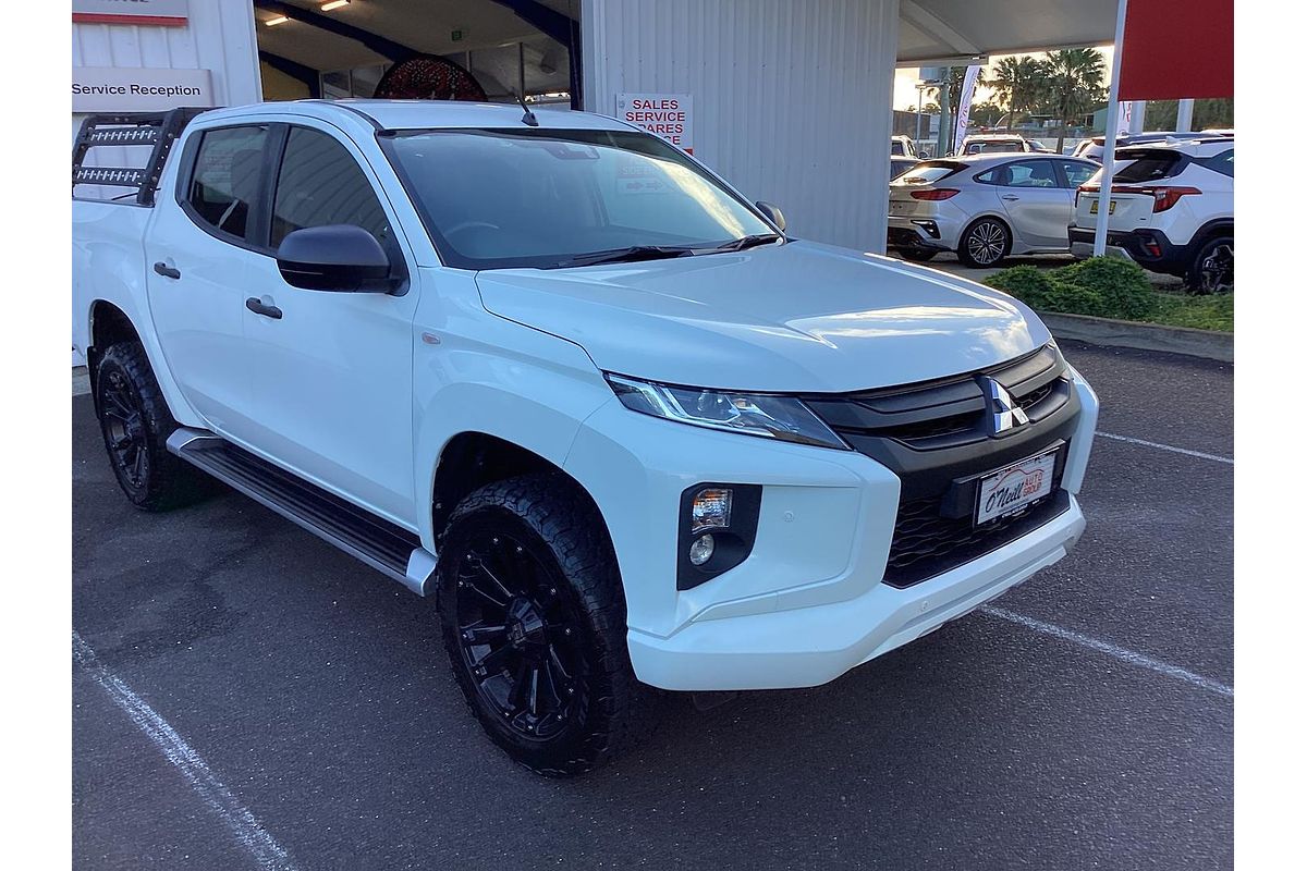 2020 Mitsubishi Triton GLX ADAS MR 4X4
