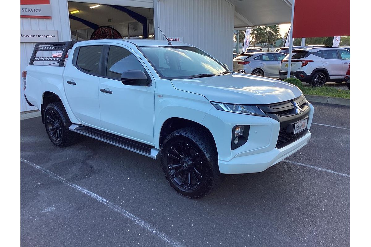 2020 Mitsubishi Triton GLX ADAS MR 4X4