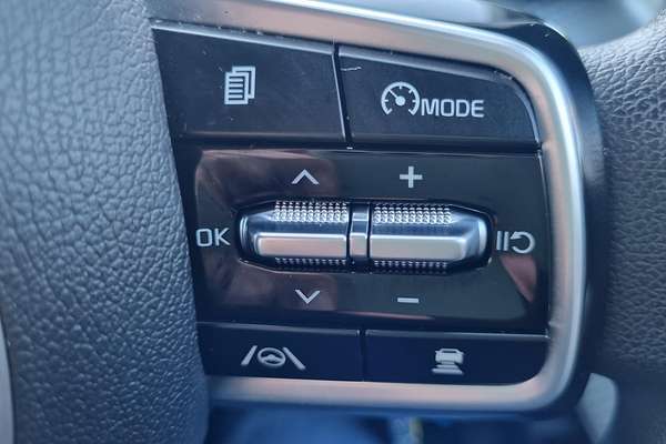 2021 Kia Carnival S KA4