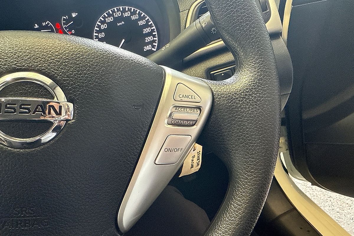 2013 Nissan Pulsar ST C12