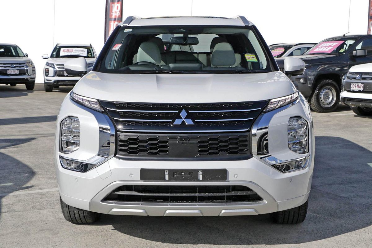 2025 Mitsubishi Outlander PHEV Exceed ZM