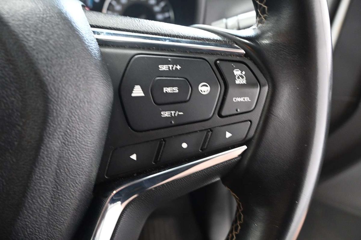 2023 Isuzu MU-X LS-T