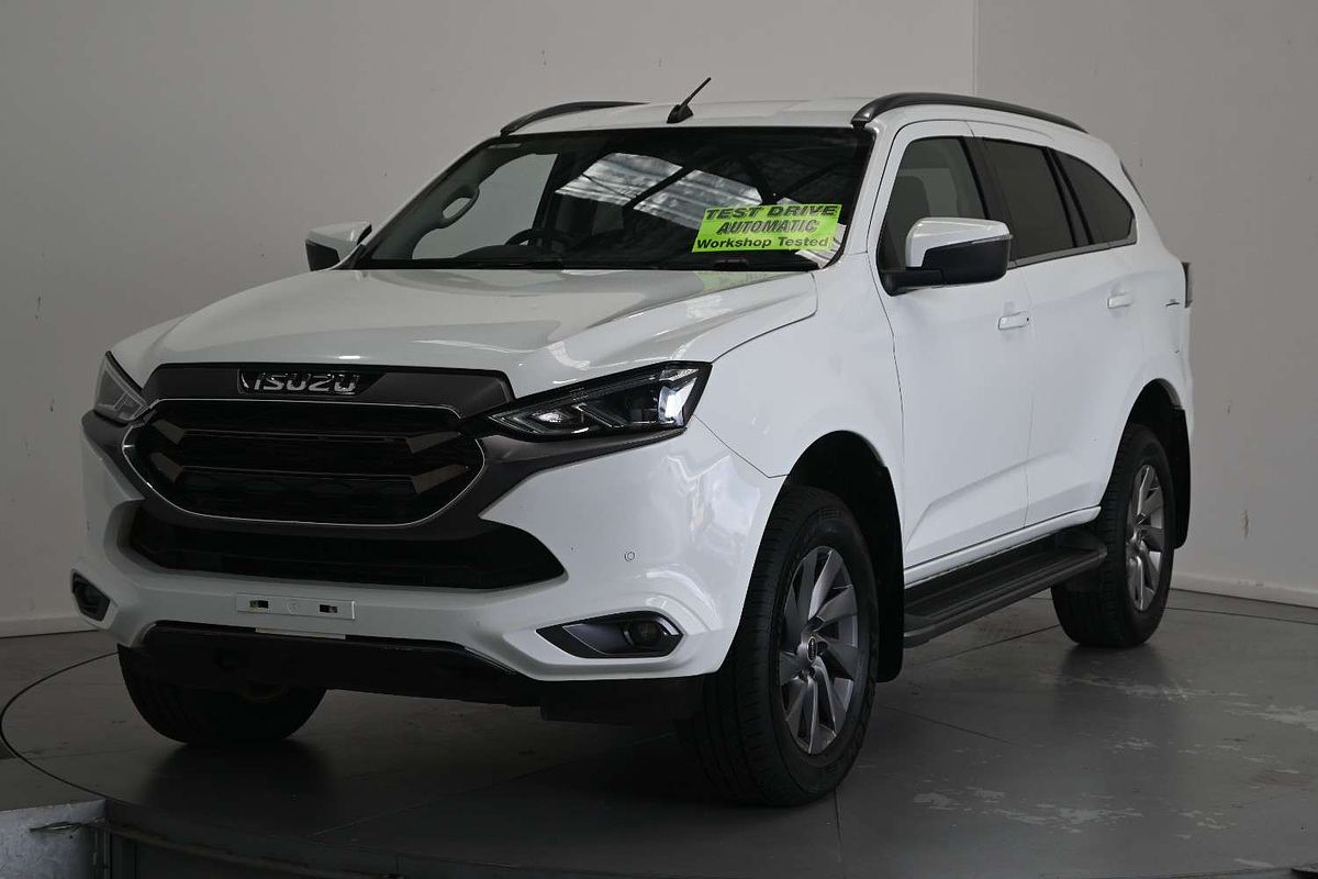2023 Isuzu MU-X LS-T
