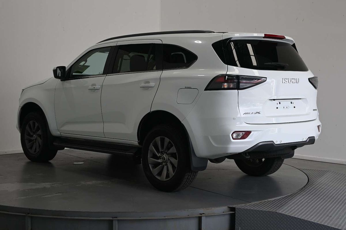 2023 Isuzu MU-X LS-T